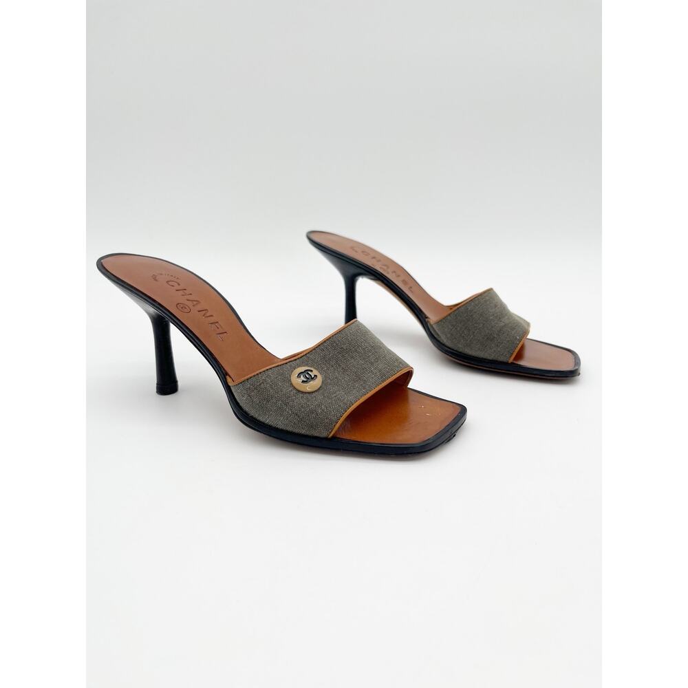 Chanel Vintage y2k Gray Canvas CC Logo Square Toe Mule Sandals Heels EU 37 - Picture 3 of 14